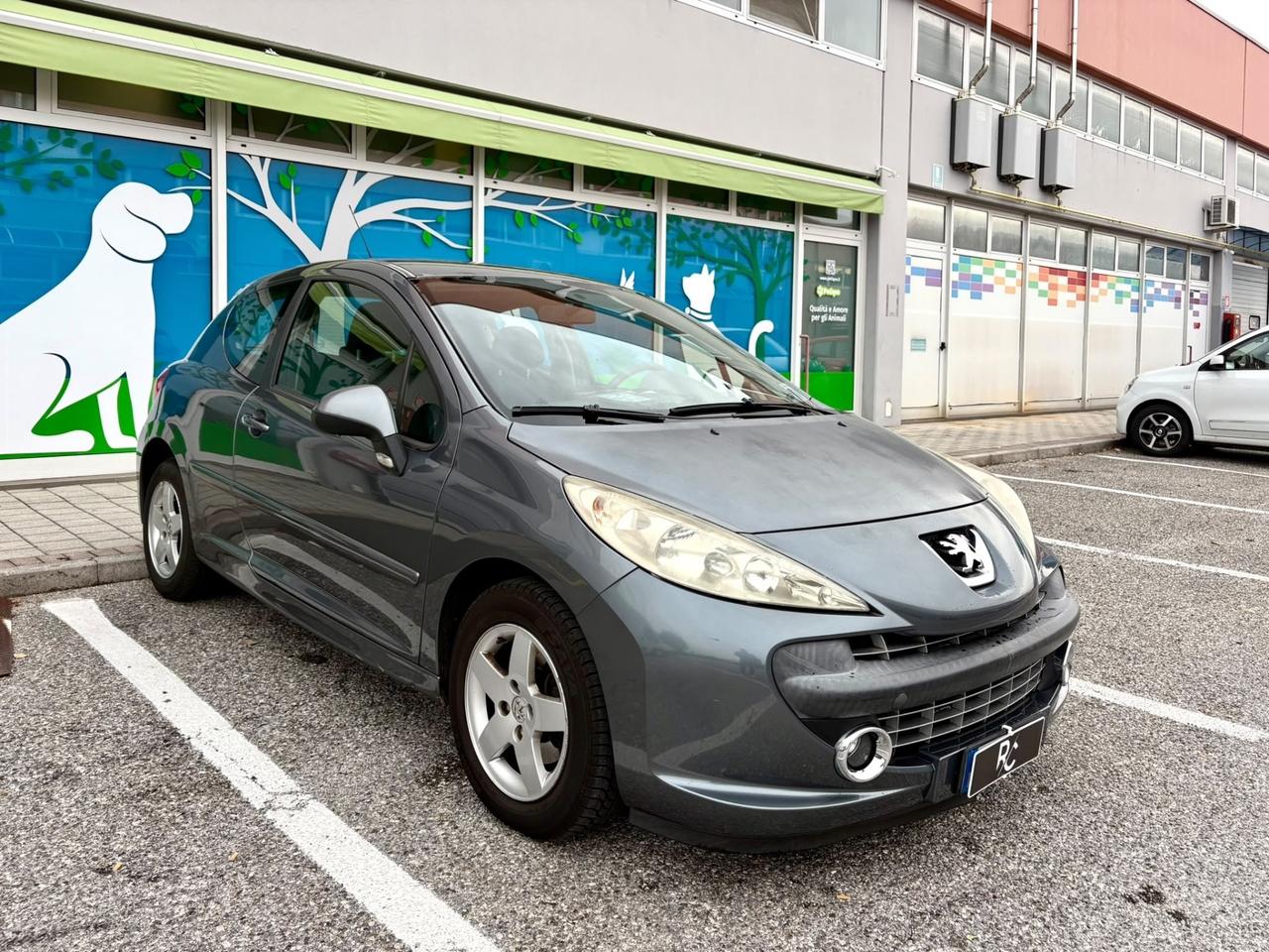Peugeot 207 1.4 vti Neopatentati