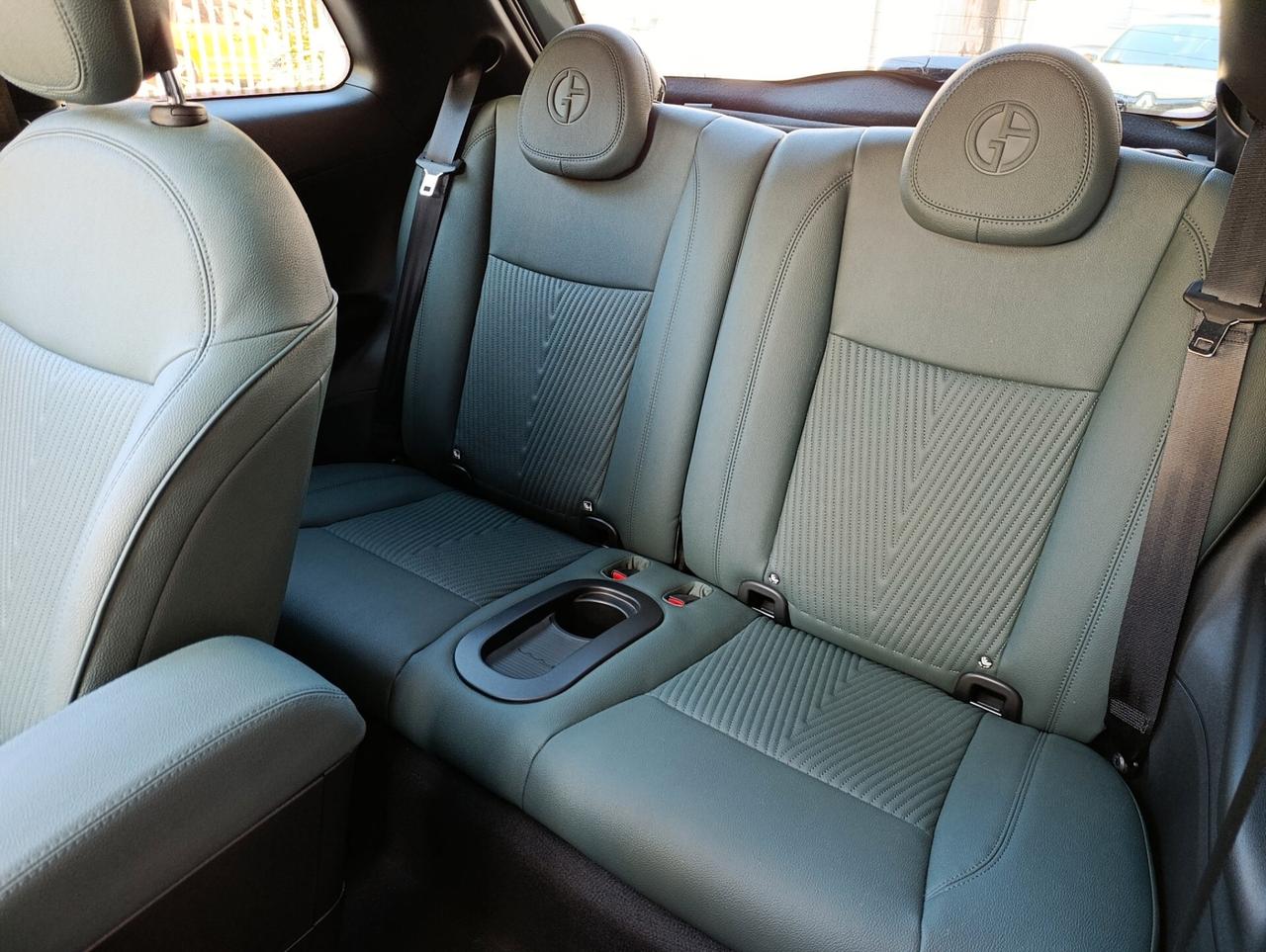 Fiat 500e Giorgio Armani 42 kWh (118cv) praticamente nuova