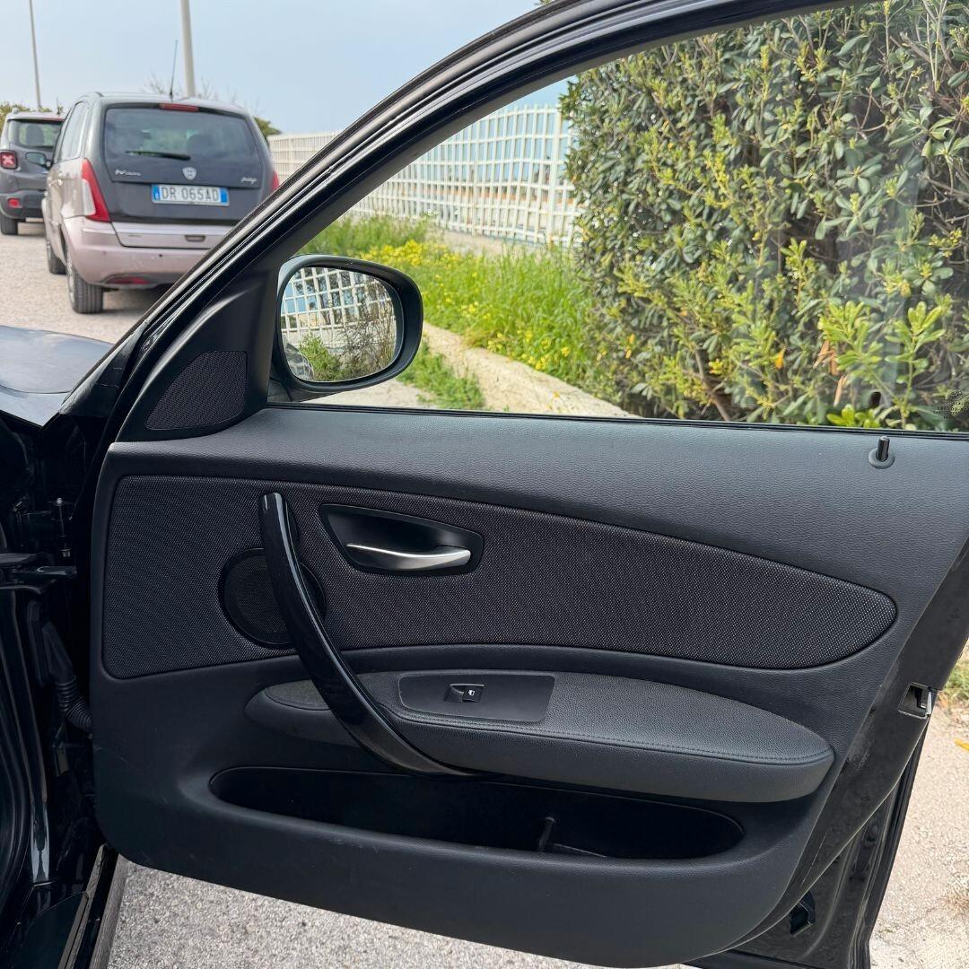 BMW Serie 1 116d 2010