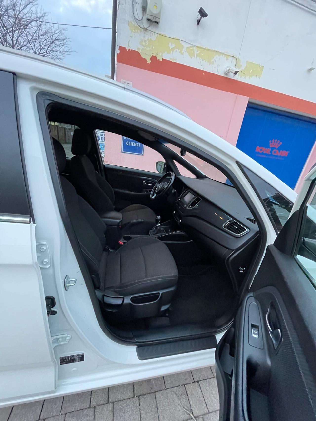 Kia Carens 1.7 CRDi 115 CV Business Class