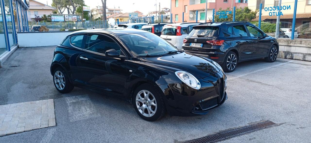 Alfa Romeo MiTo 1.4 105 CV M.air S&S Distinctive Sport Pack