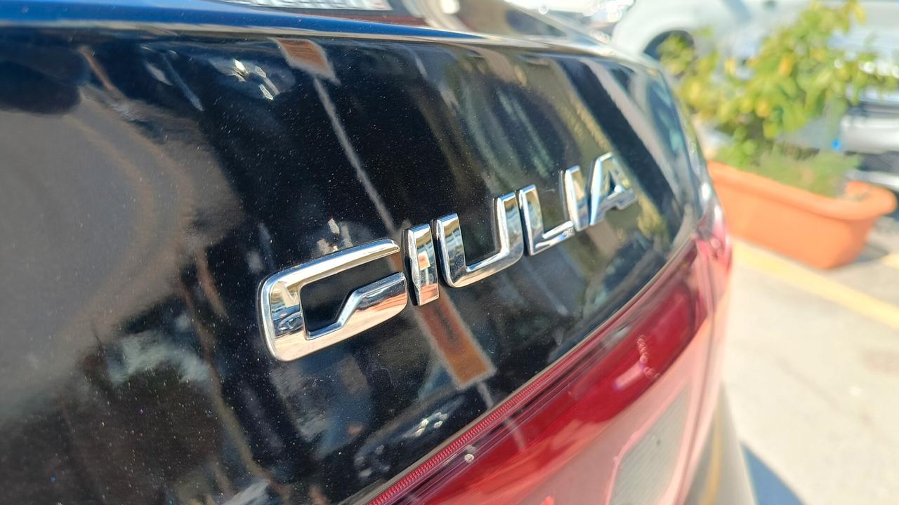 Alfa Romeo Giulia 2.2 Turbodiesel 160CV Business