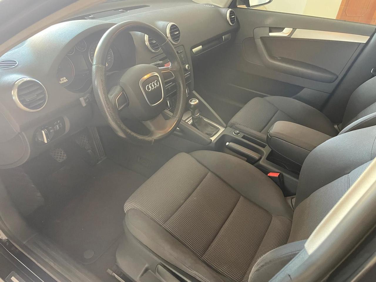 AUDI A3 SPB 1.6 TDI 105 CV AMBITION