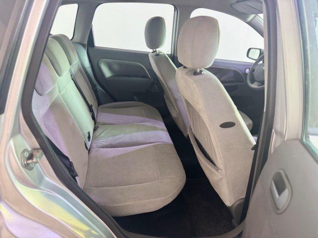 FORD Fiesta 1.4 16V 5p. Ghia