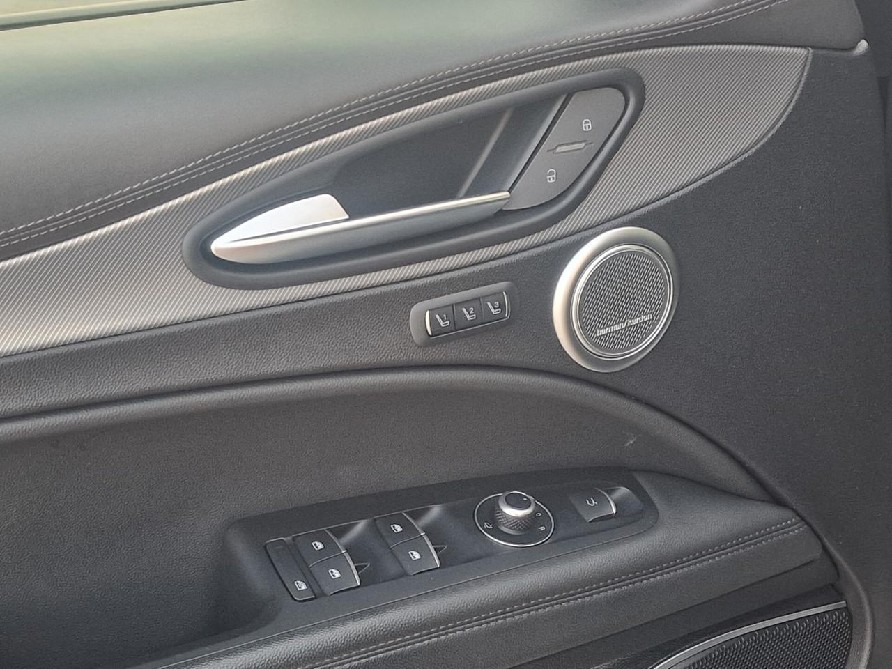 Alfa Romeo Stelvio 2.2cc 210cv Q4 Veloce