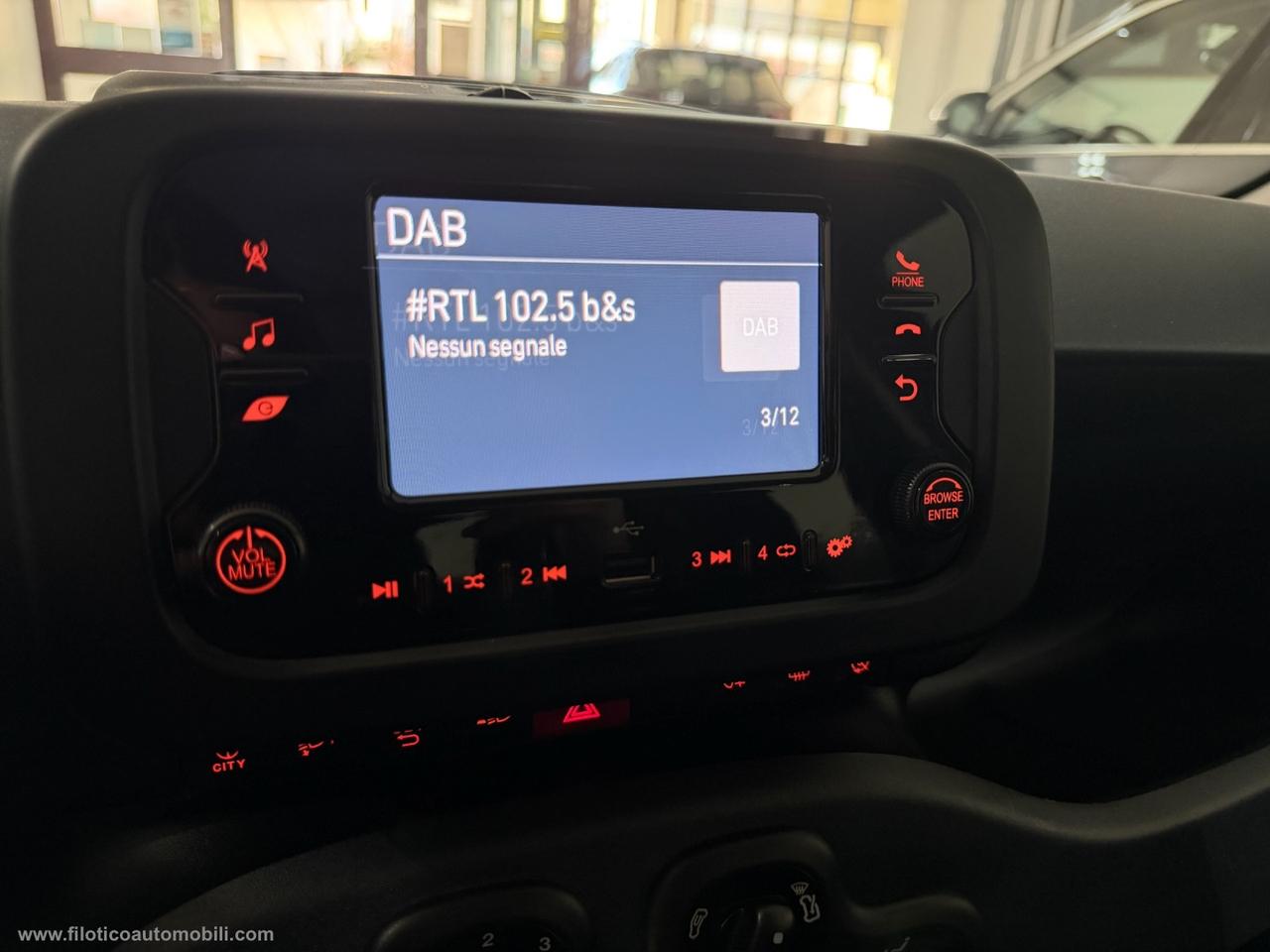 FIAT Panda 1.0 FireFly S&S Hybrid SENSORI DI PARCHEGGIO - 5 POSTO