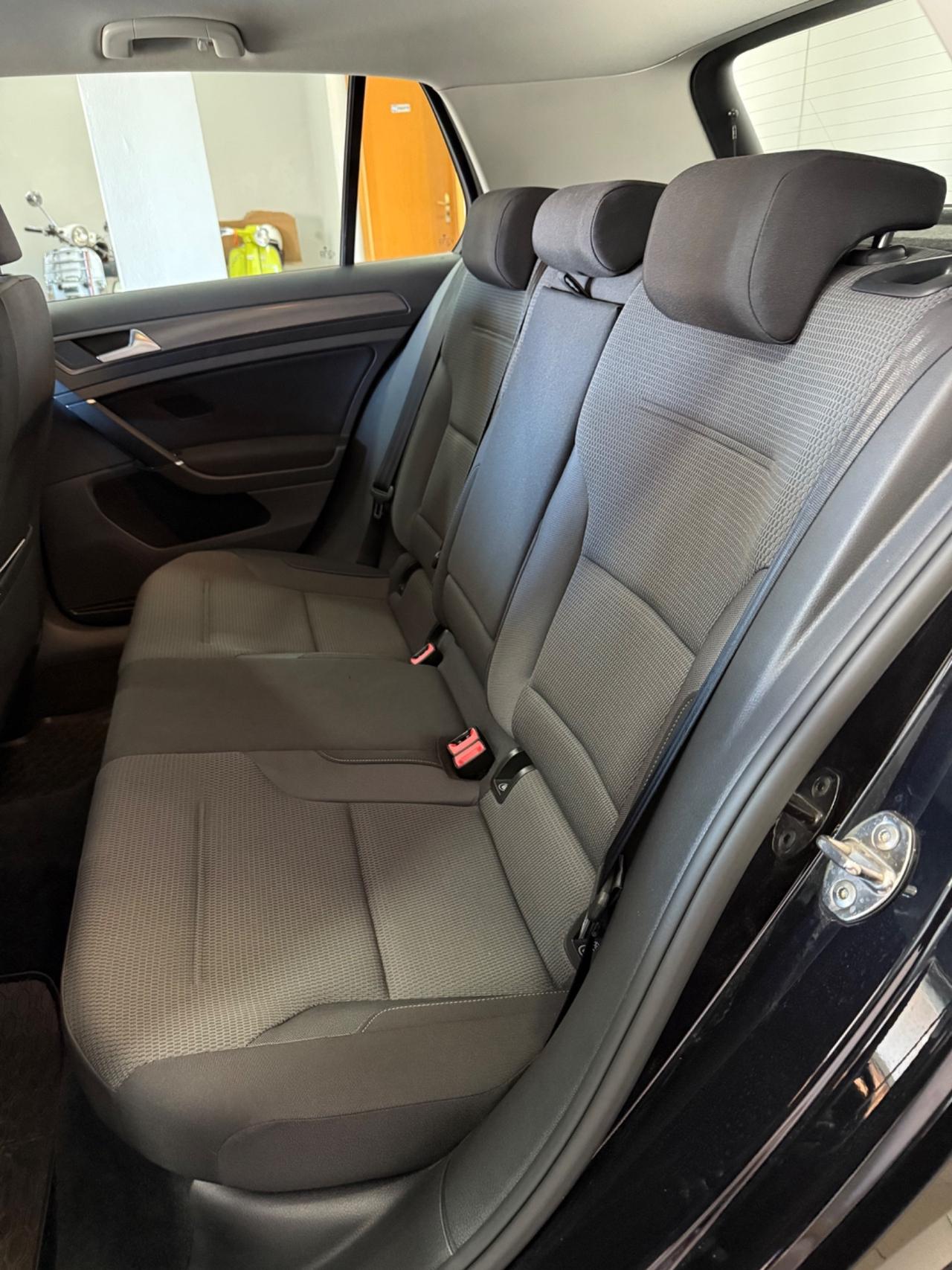 Volkswagen Golf 1.6 TDI 115 CV 5p. Highline BlueMotion Technology