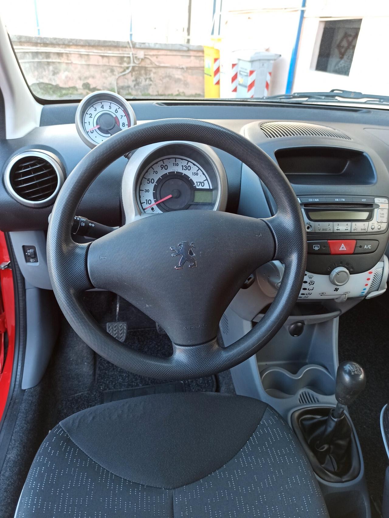 Peugeot 107 1.0 68CV 5p. Sweet Years