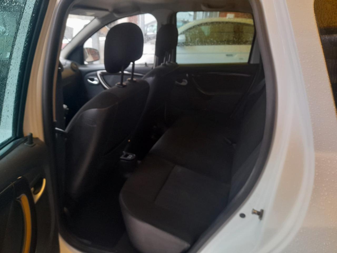 Dacia Duster 1.6cc gpl 12 mesi garanzia-2012