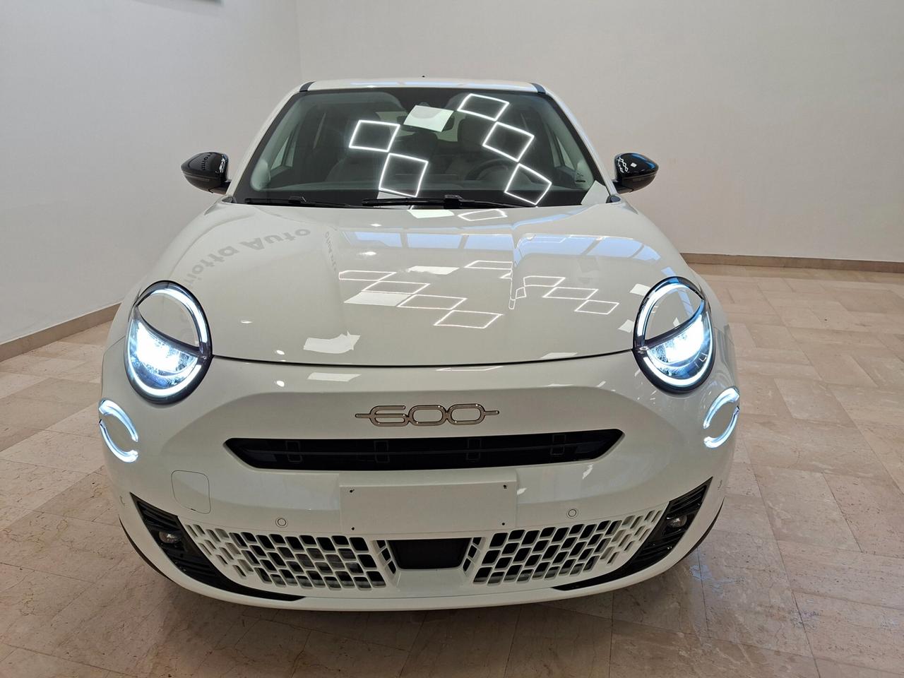 Fiat 600 Hybrid 136 CV DCT MHEV La Prima