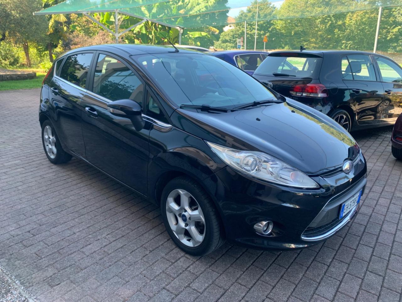 Ford Fiesta 1.4 TDCi 70CV 5 porte Titanium