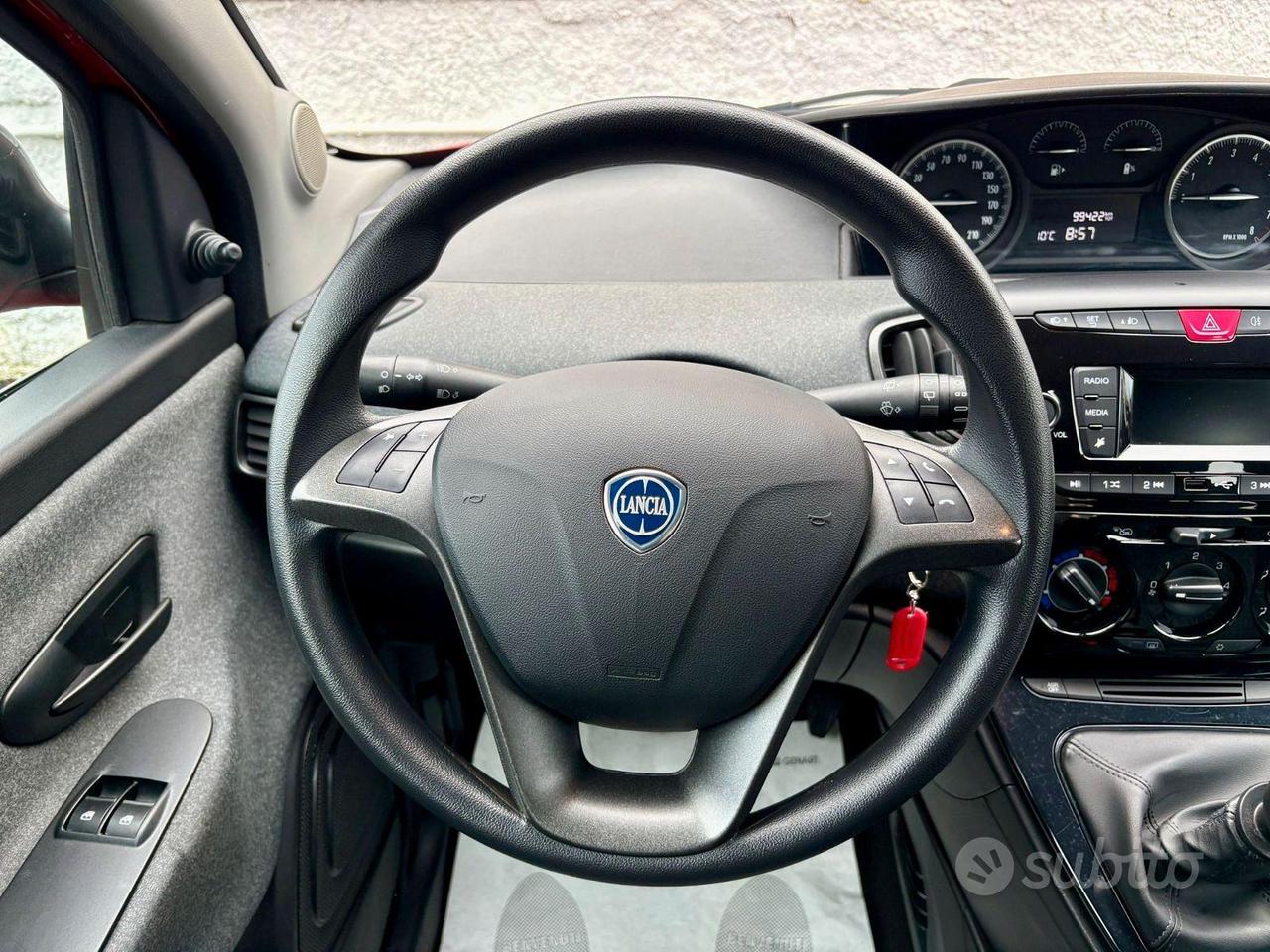 LANCIA Y 1.0 Benz/Hybrid Ecochic 99.000 KM!!! 70cv