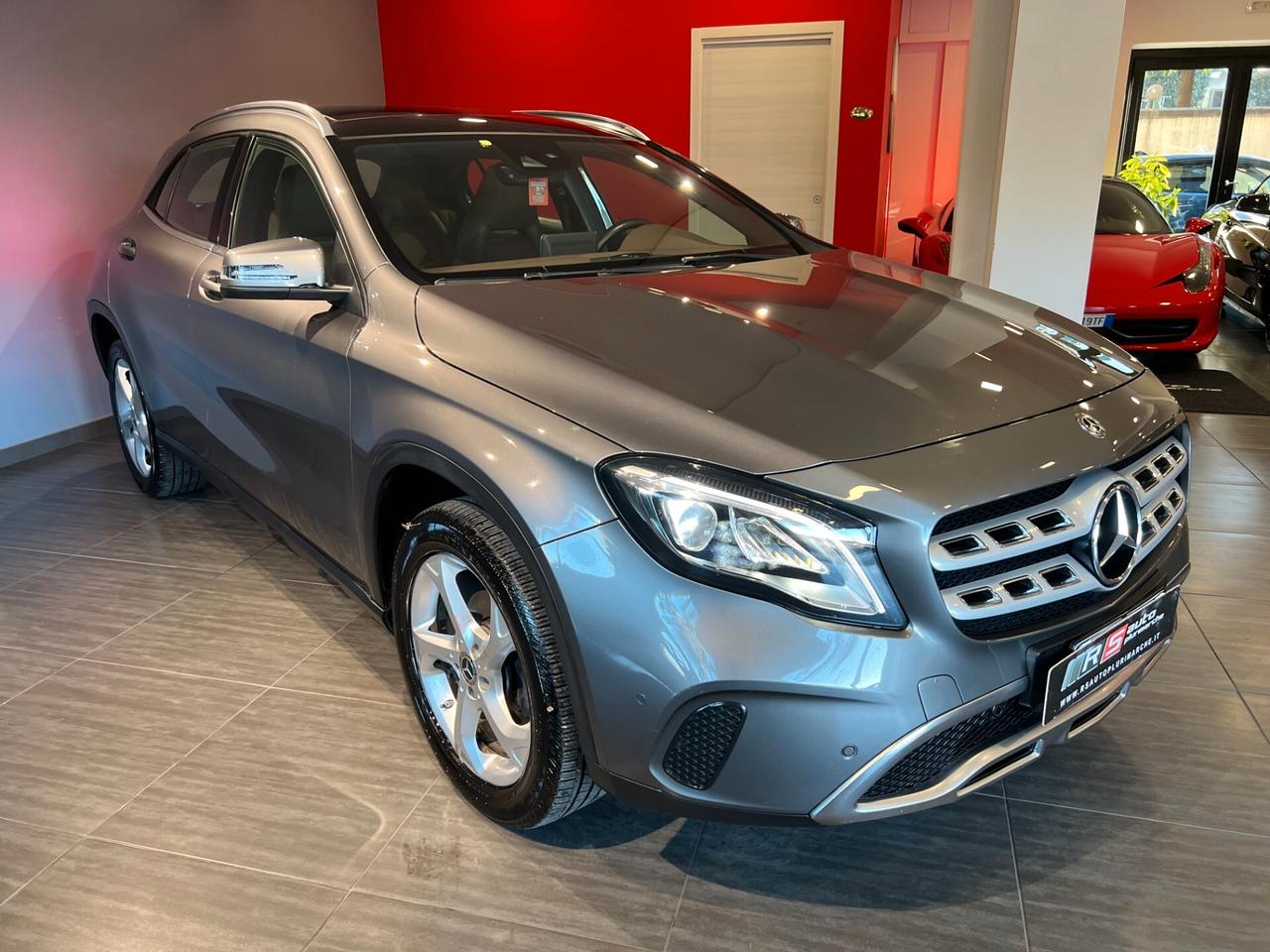 Mercedes-benz GLA 180d Automatic Executive TETTO