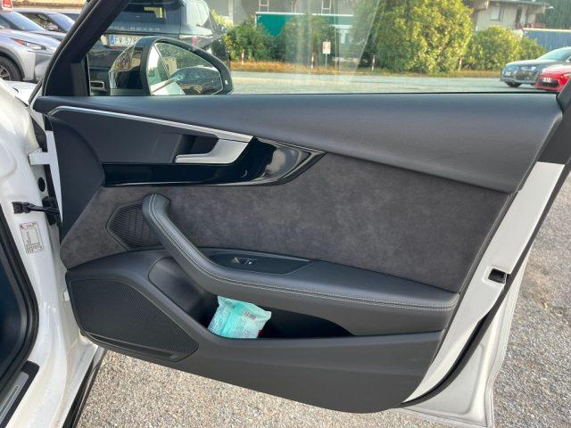 AUDI A4 30 TDI S tronic S line edition