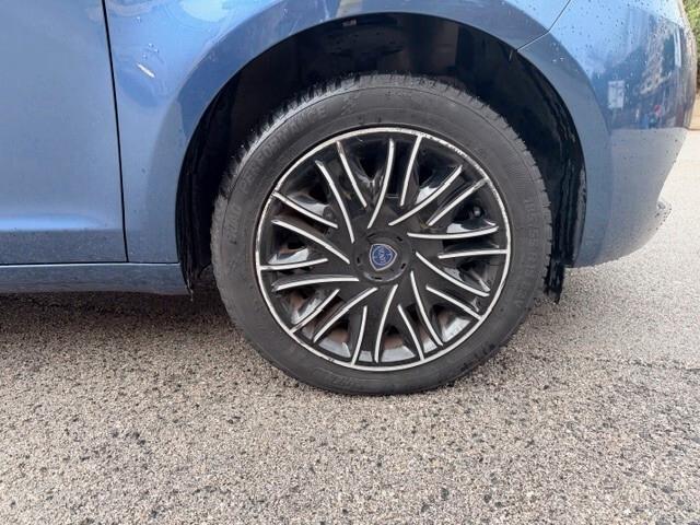 Lancia Ypsilon 1.0 FireFly 5 porte S&S Hybrid Gold 2022