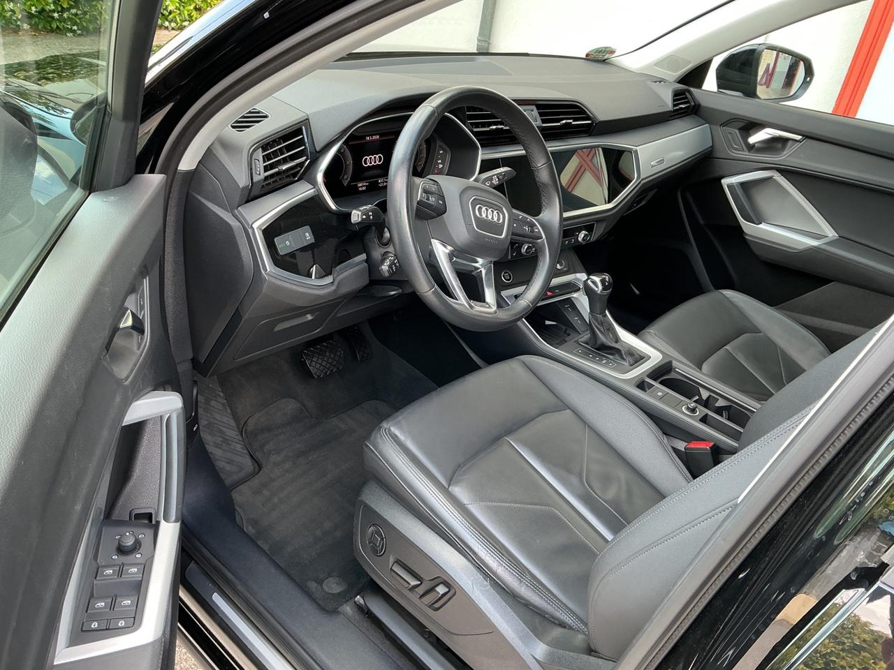 Audi Q3 35 TDI S tronic line edition - INTERNI PELLE