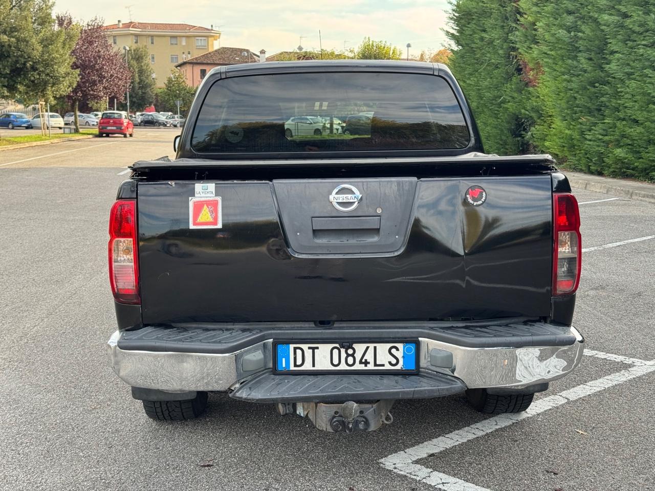 Nissan Navara 2.5 dCi Doppia Cabina 5 Posti