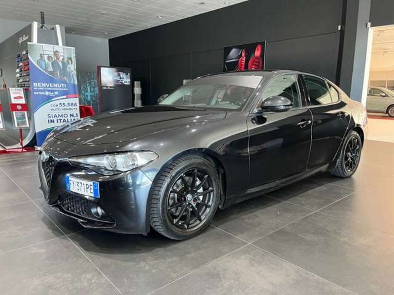 Alfa Romeo Giulia 2.2 t Business 136cv auto