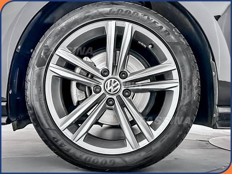 Volkswagen Golf Golf 5p 1.6 tdi R line 115cv