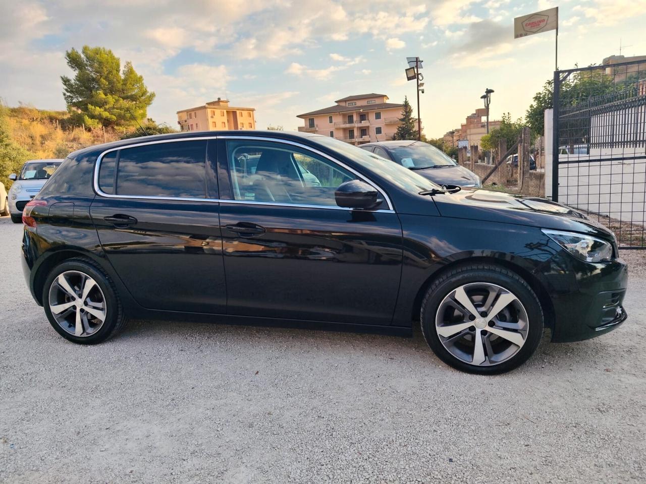 PEUOGET 308 1.6 HDI 120 CV ALLURE