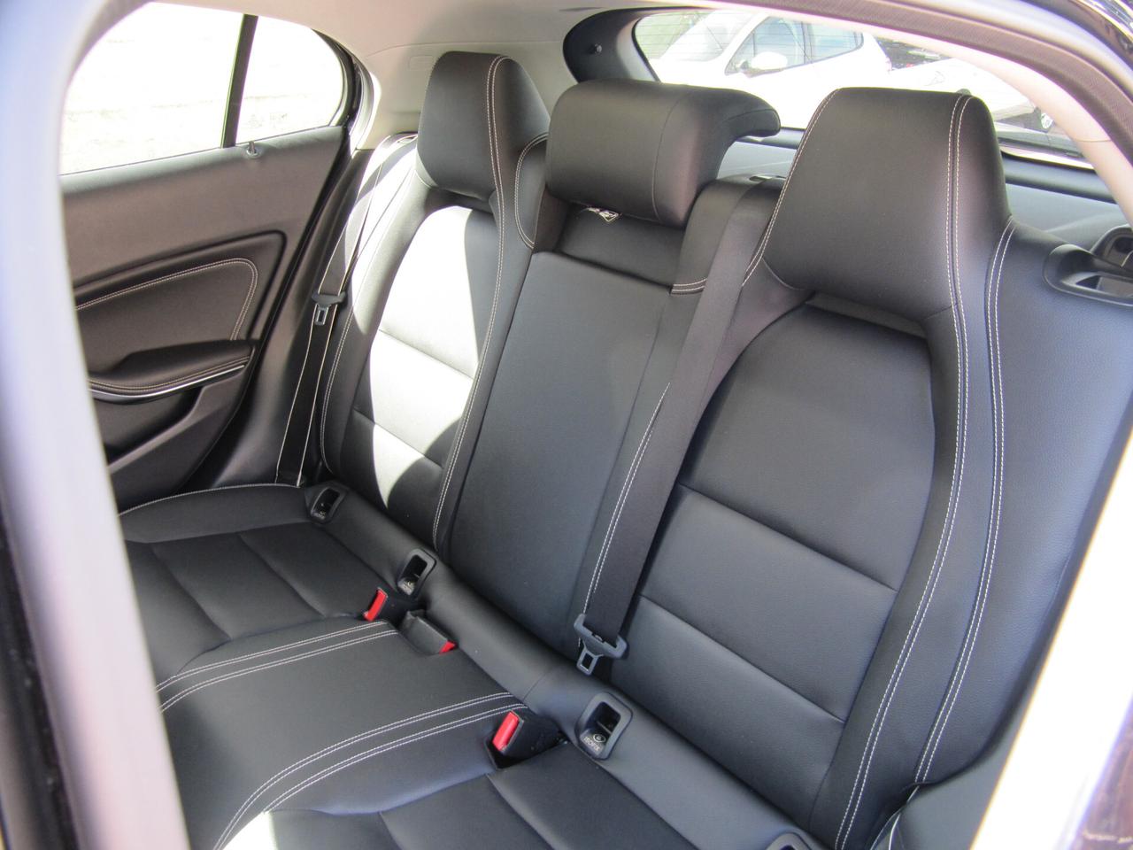 Mercedes-benz GLA 200 d Automatic Premium - tetto apribile