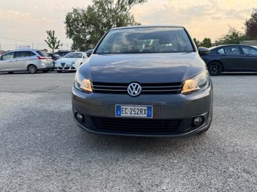 Volkswagen Touran 1.4 TSI Highline 7 POSTI