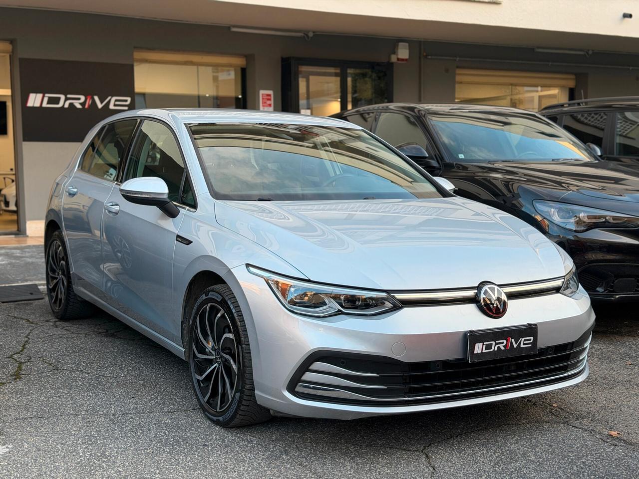 VOLKSWAGEN Golf 8ª serie Golf 1.5 eTSI 130 CV ...