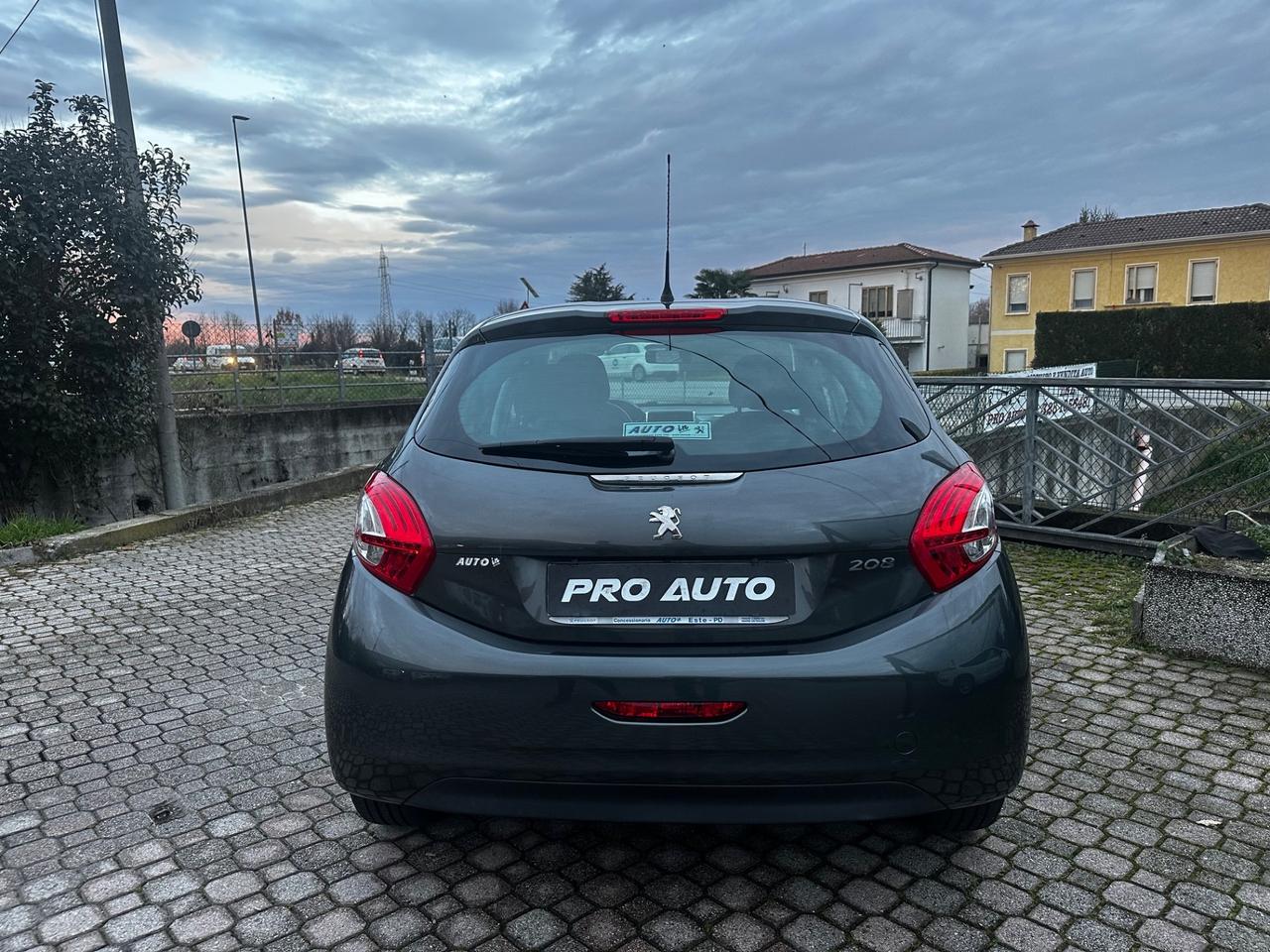 Peugeot 208 1.4 VTi 95 CV 5p. GPL Allure NEOPATENTATI