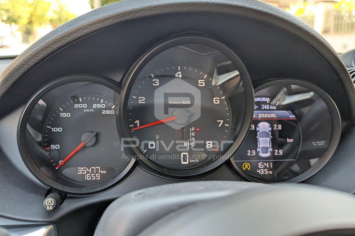 PORSCHE 718 Cayman 2.0