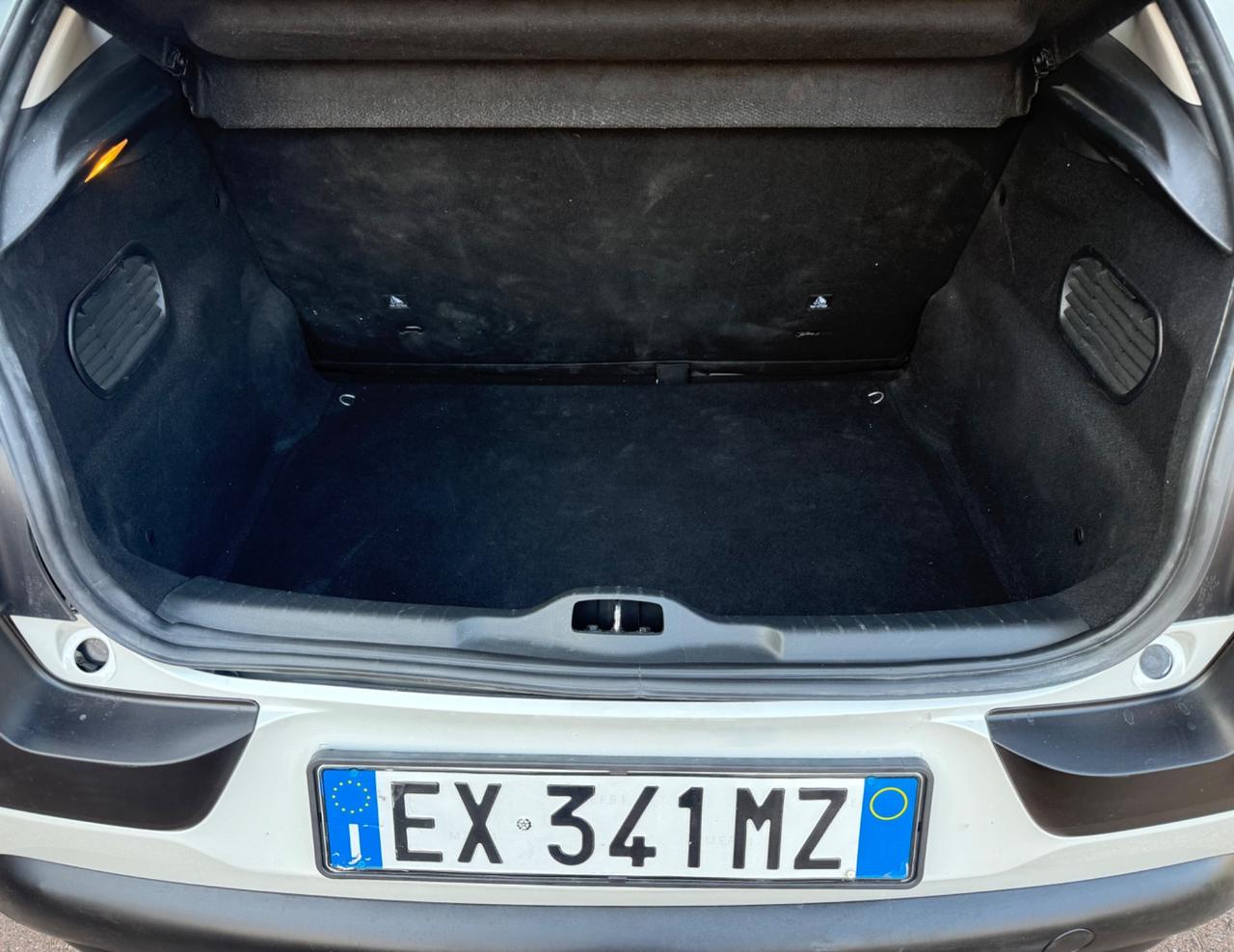 Citroen C4 Cactus PureTech 82 Shine Edition