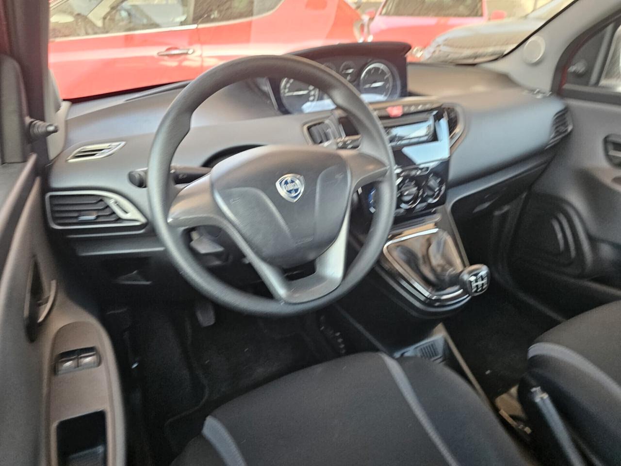Lancia Ypsilon 1.3 MJT 16V 95 CV 5 porte S&S Platinum