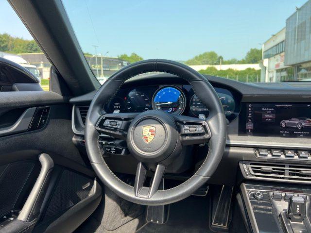 PORSCHE 911 992 Carrera 4 Cabriolet
