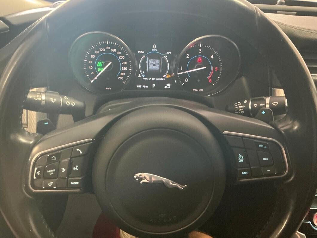 JAGUAR XF 3.0d V6 2015 TETTO APRIBILE FULL OPTIONAL 80.000KM