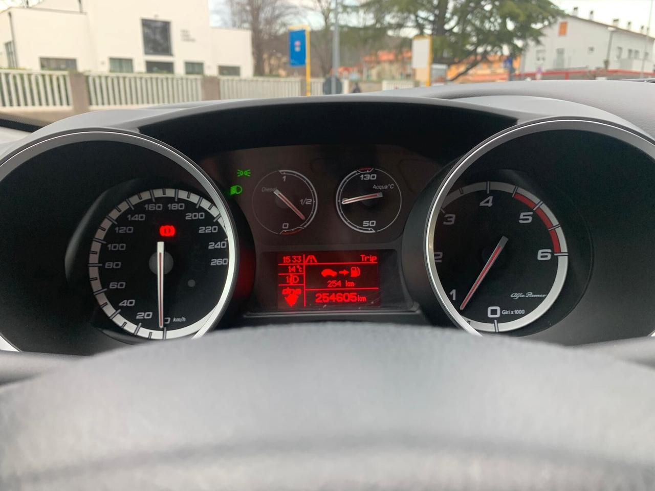 Alfa Romeo Giulietta 1.6 JTDm-2 105 CV Neopat.