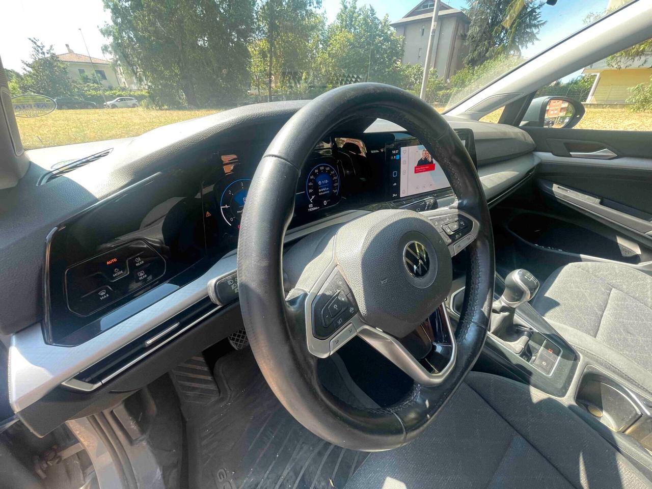 Volkswagen Golf 2.0 GARANZIA 2 ANNI TDI 115 CV SCR Life UNICOPRO NEOPATENTATI
