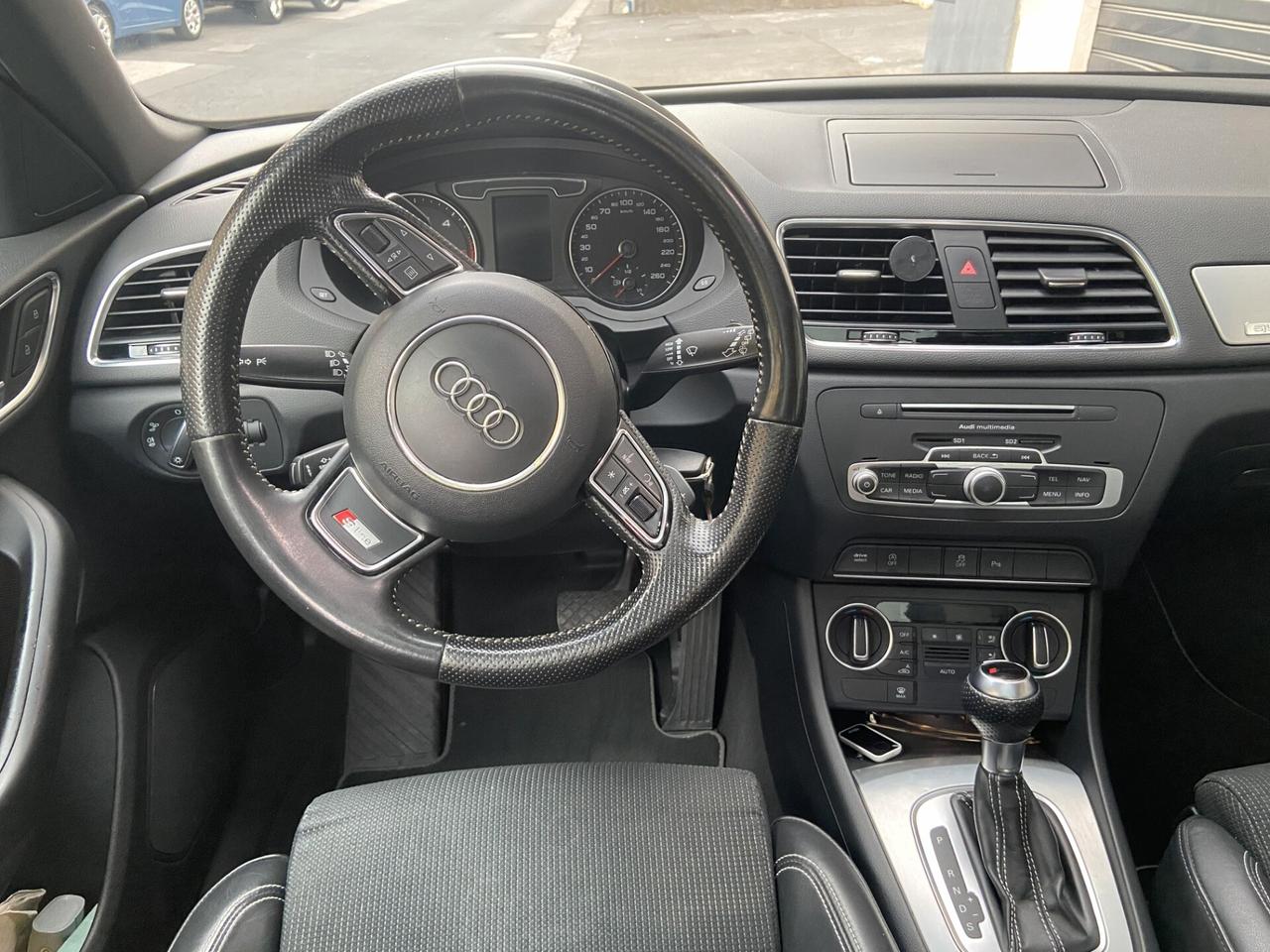 Audi Q3 2.0 TDI 150 CV quattro S tronic S-Line