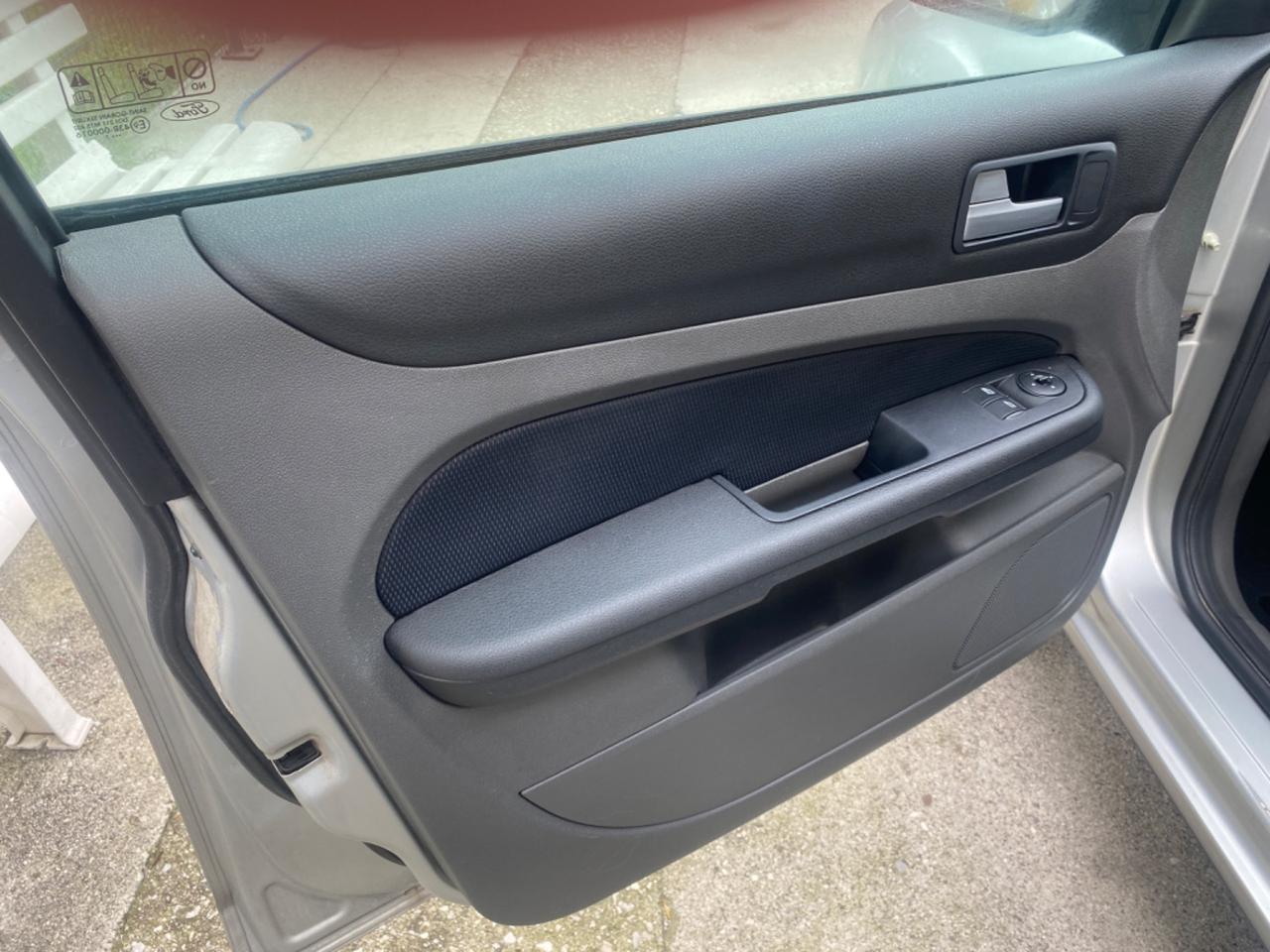 Ford Focus 1.6 TDCi (90CV) 5p. sw