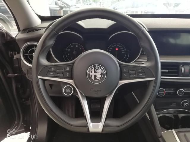 ALFA ROMEO Stelvio 2.0 Turbo 200 CV AT8 Q4 Super