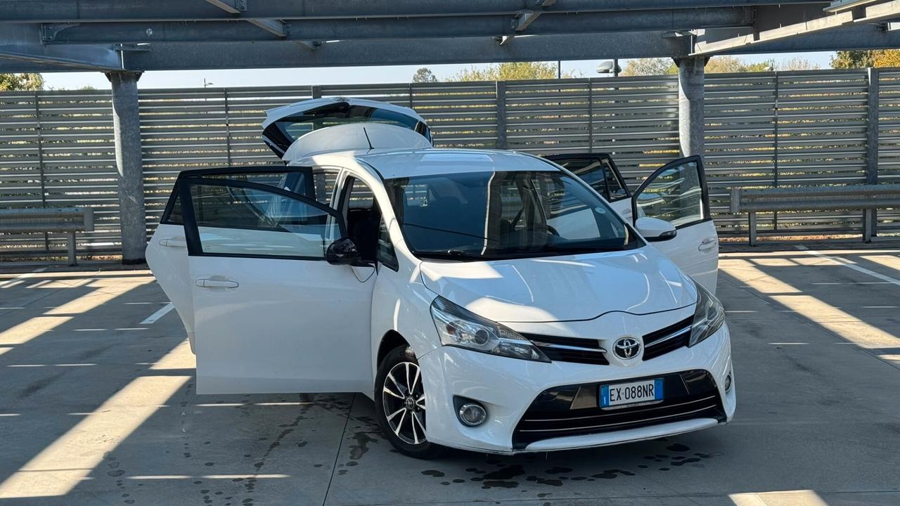 Toyota Verso 1.6 D-4D Style 7 posti