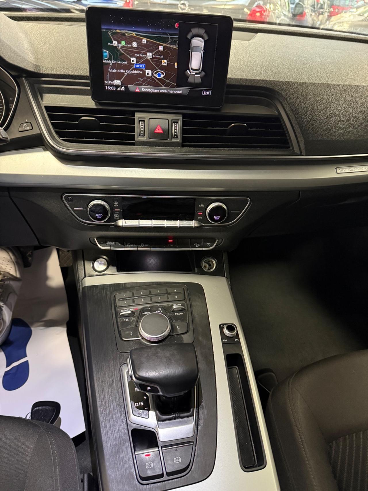 Audi Q5 45 TFSI quattro S tronic Business Sport 245CV