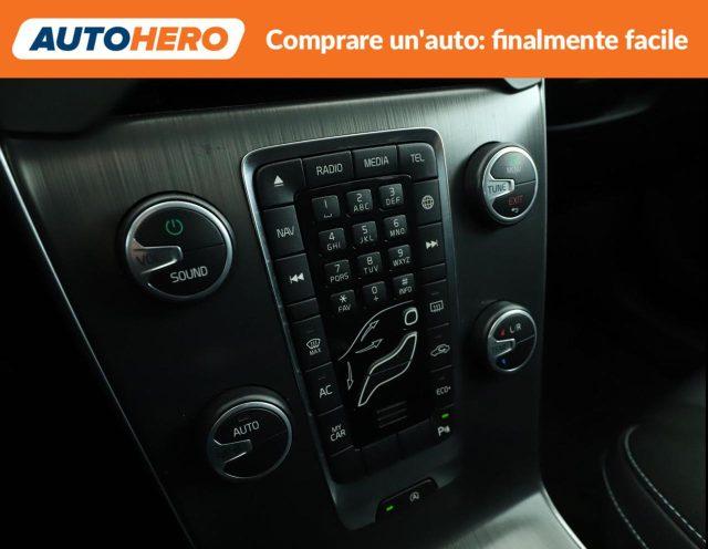VOLVO V40 D3 Geartronic Momentum