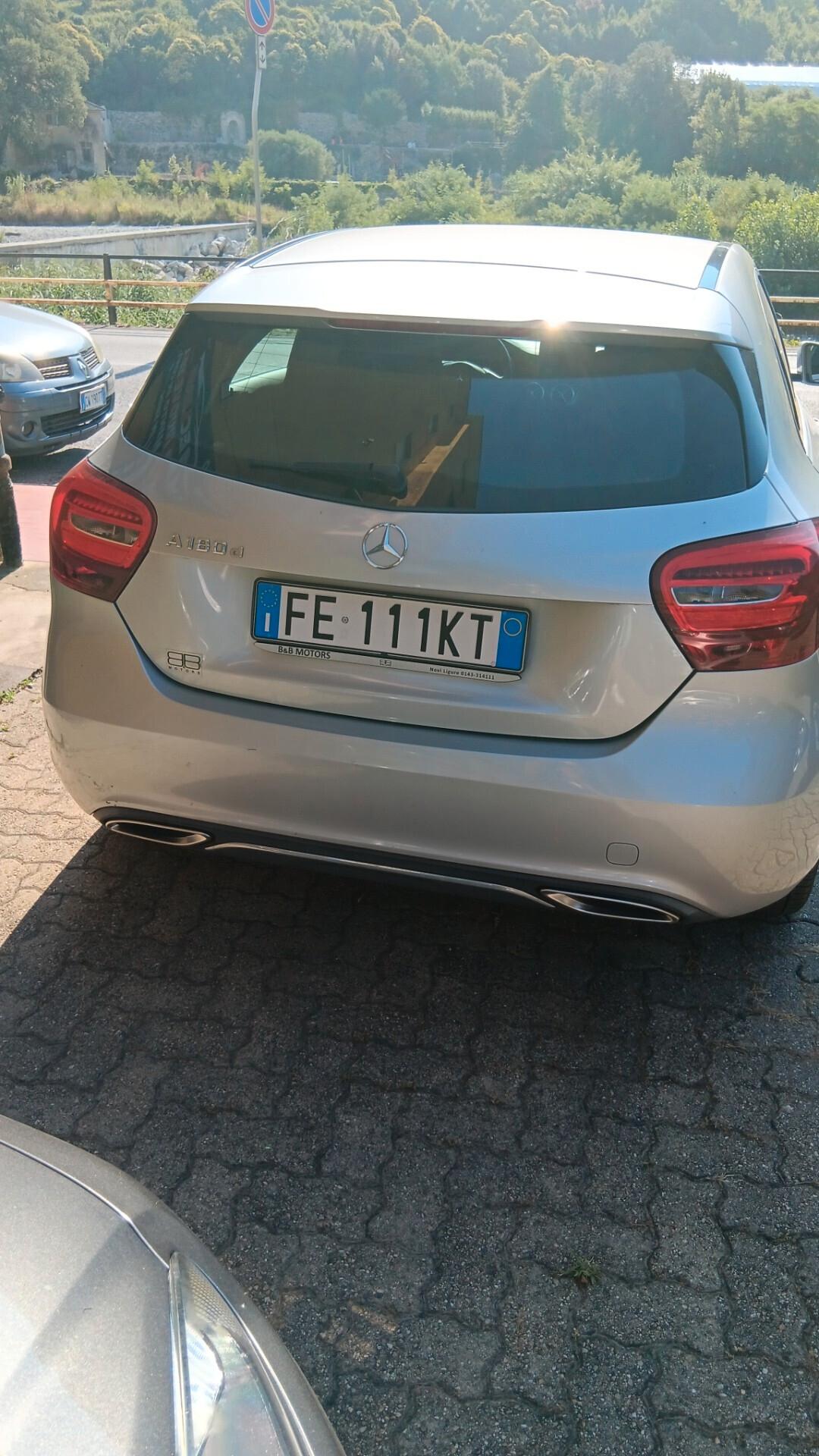 Mercedes-benz A 180 A 180 d Premium
