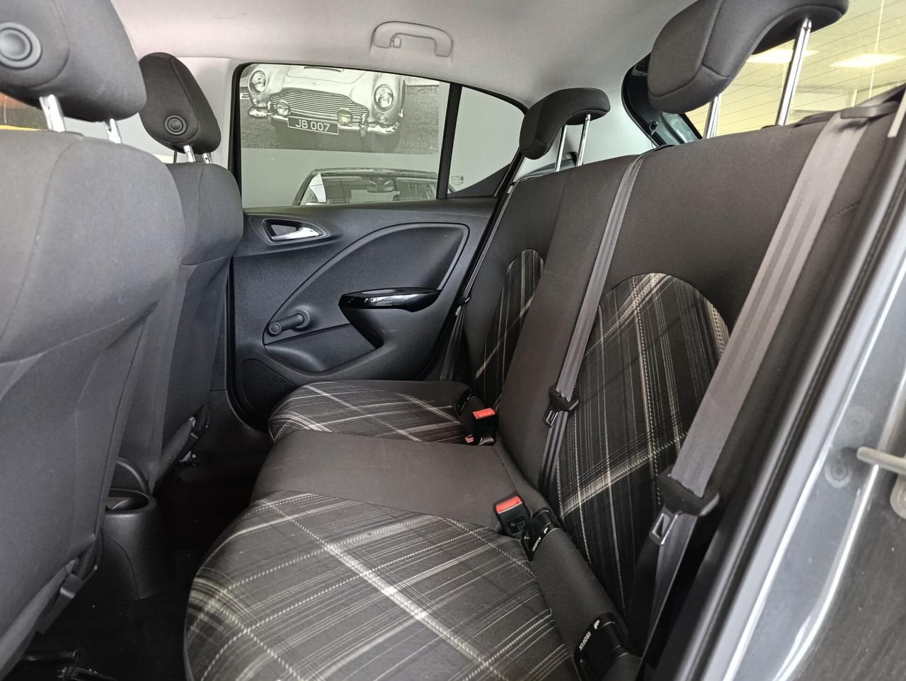 Opel Corsa Benz/GPL Manuale