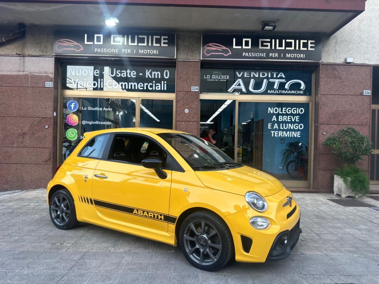 Abarth 595 tua a 239 Euro al mese senza anticipo