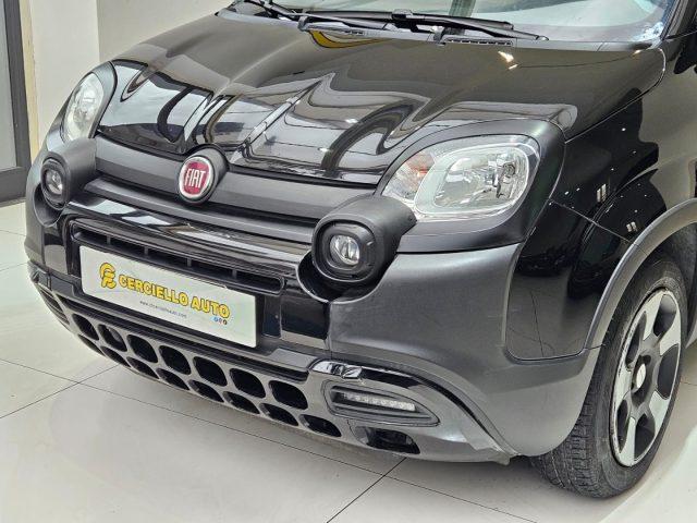 FIAT Panda 1.0 FireFly S&S Hybrid cross Launch Edition da?119