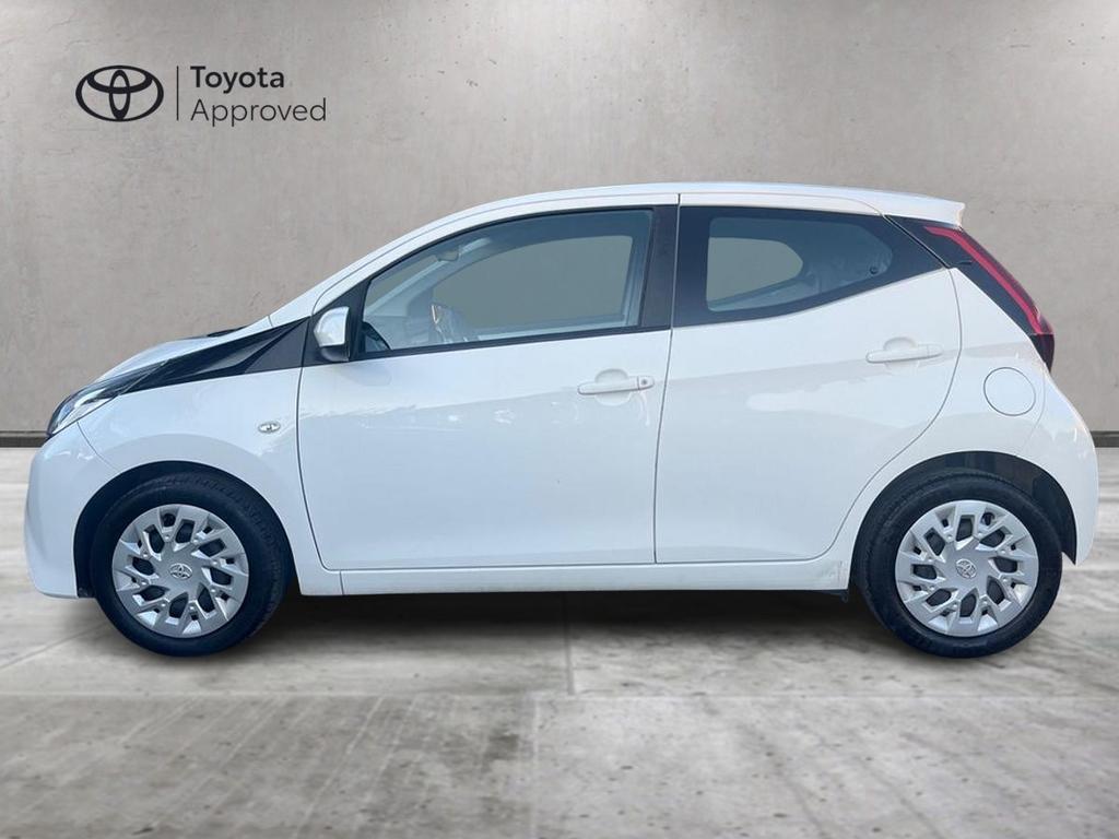 Toyota Aygo 1.0 x-play 5p