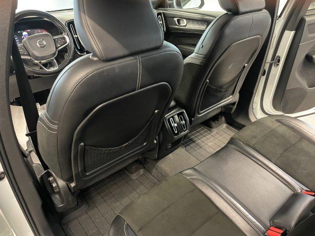 VOLVO XC40 2.0 D3 150 CV R-design Tetto