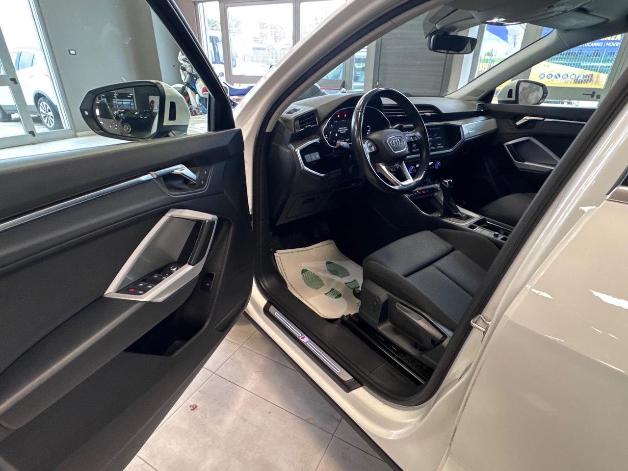 AUDI Q3 SBACK 2.0 TDI STRONIC SLINE EDITION