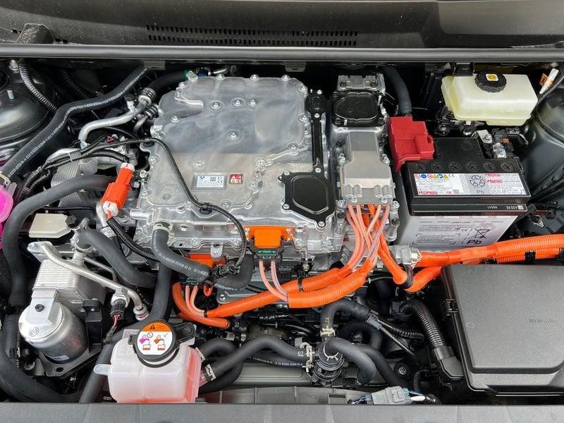 Toyota C-HR+ BEV 77 kWh Premium AWD-i