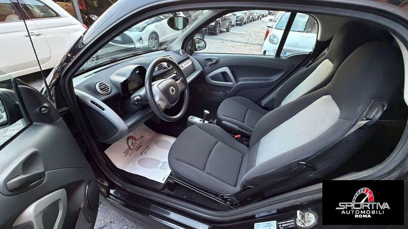 smart fortwo TOTAL BLACK UNIPRO 61000 KM!!!!! fortwo 1000 52 kW MHD coupé passion